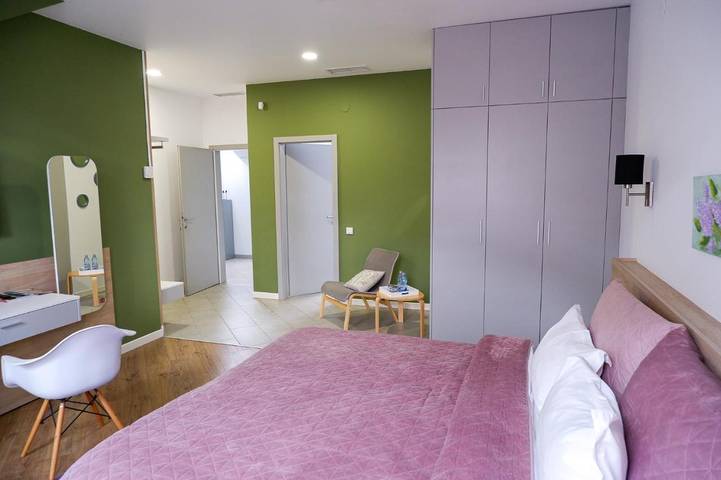 Maison d’hôte pour 3 personnes, avec balcon et sauna