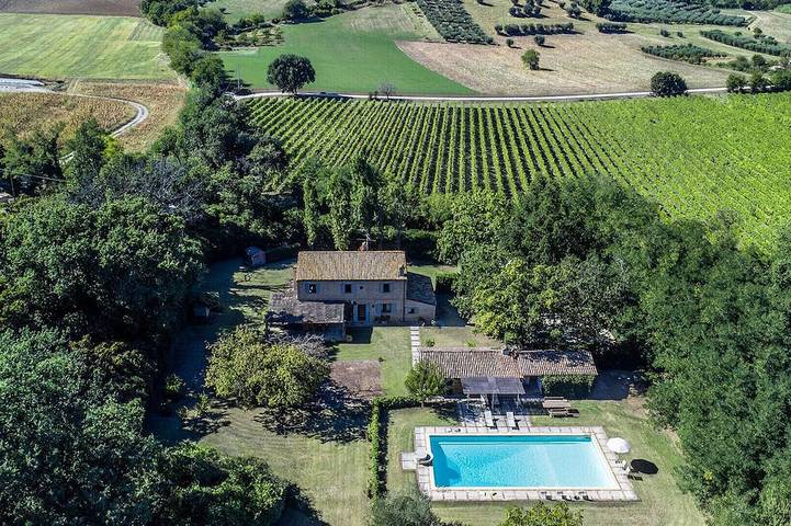 Ferienhaus für 14 Personen, mit Garten und Pool