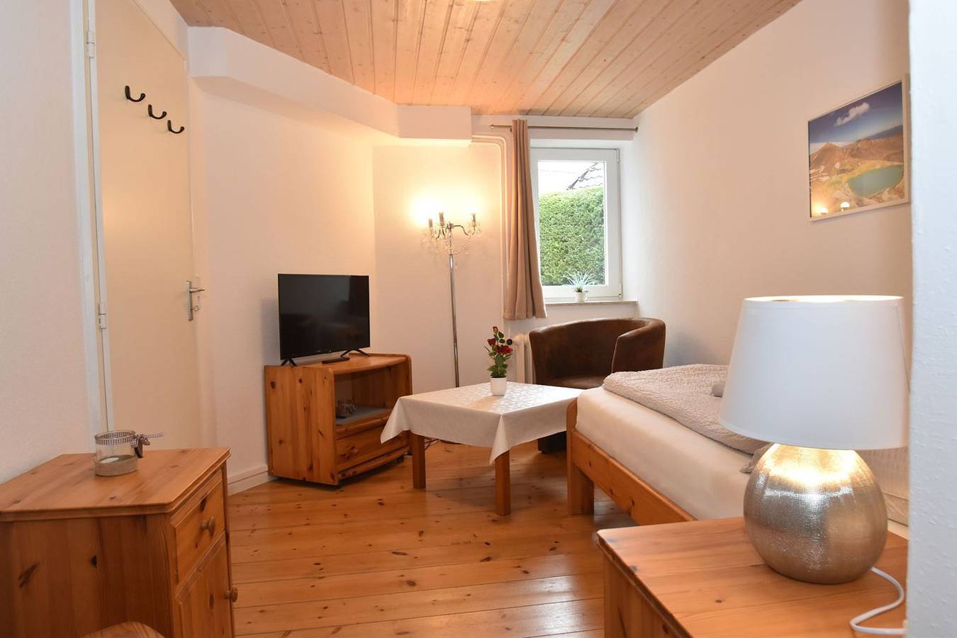 Hel leilighet, Fewo1846 - Monteurswohnung Fuchsbau - Apartment with 3 bedrooms and 2 bathrooms in Flensburg, Flensborg Fjord