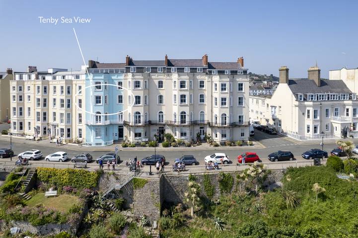Apartamento inteiro, Tenby Sea View - South Beach - Elevated Views in Tenby, Pembrokeshire