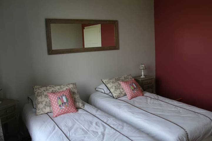 Location de vacances pour 12 personnes, avec jardin et terrasse à Sagelat - 3