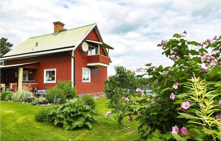 Ferienhaus für 7 Personen, mit Seeblick und Ausblick sowie Terrasse und Garten, kinderfreundlich in Nordschweden - 4
