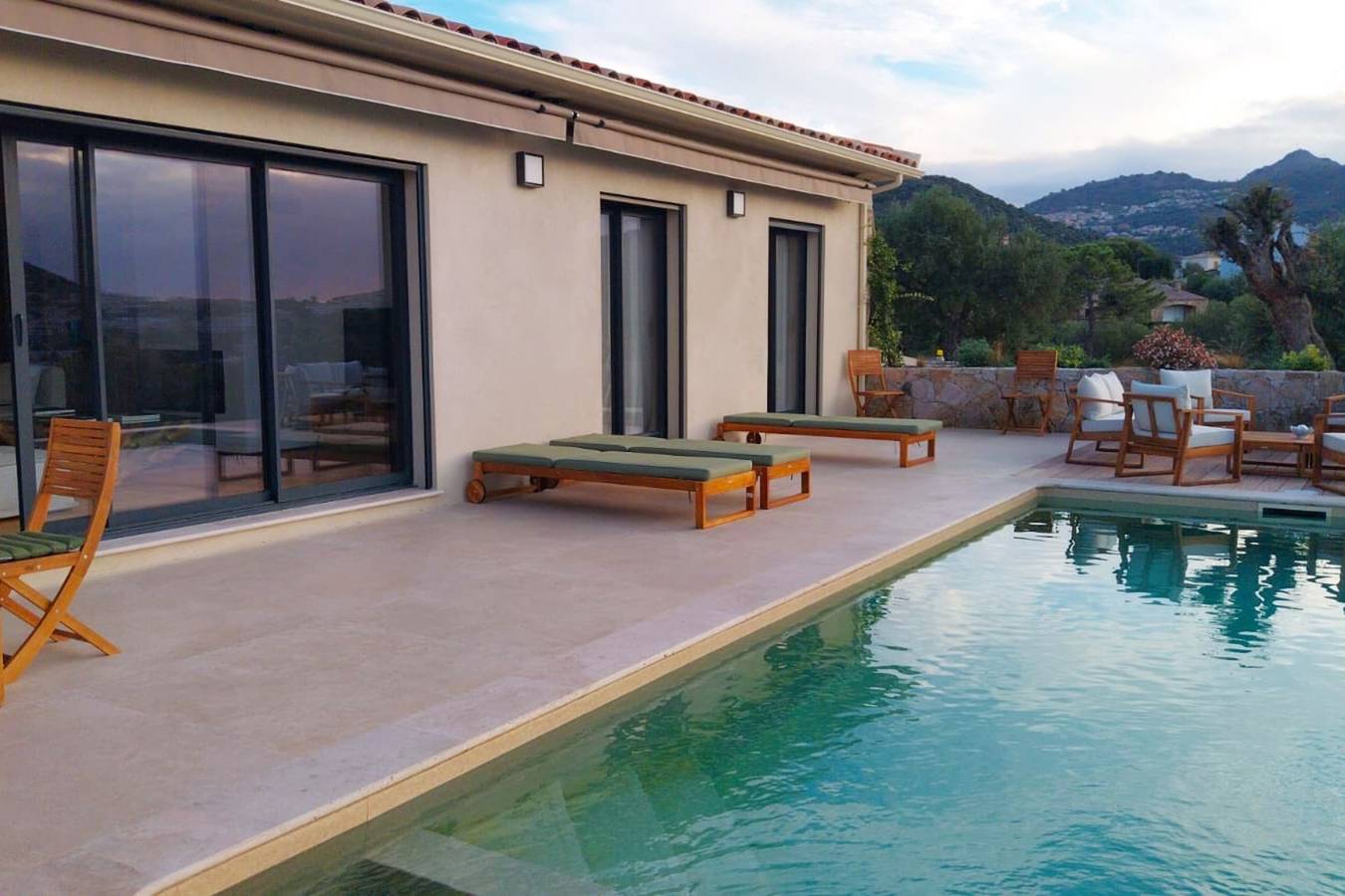 Villa Pietra Mare, piscine vue mer, à l'Ile-Rousse in Monticello, Calvi und Umgebung