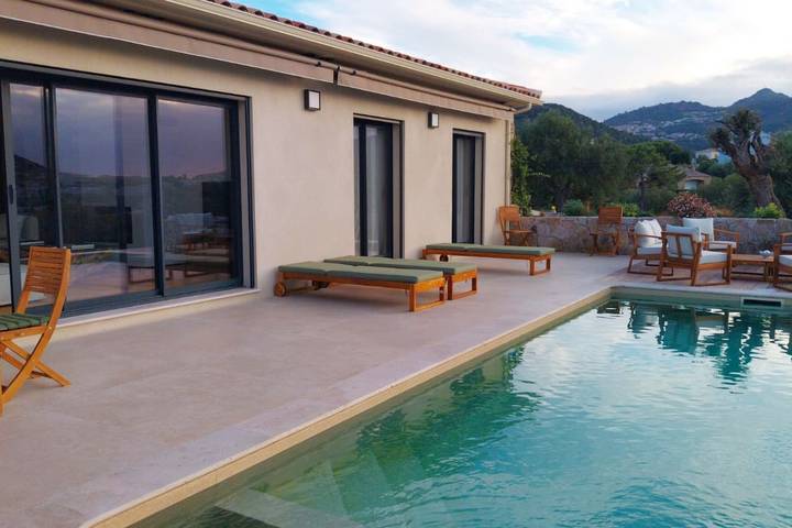 Villa pour 8 personnes, avec terrasse et piscine à Monticello - 3