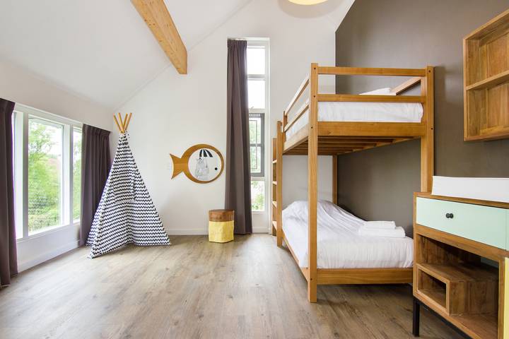 Bungalow für 8 Personen, mit Balkon/Terrasse und Terrasse sowie Sauna