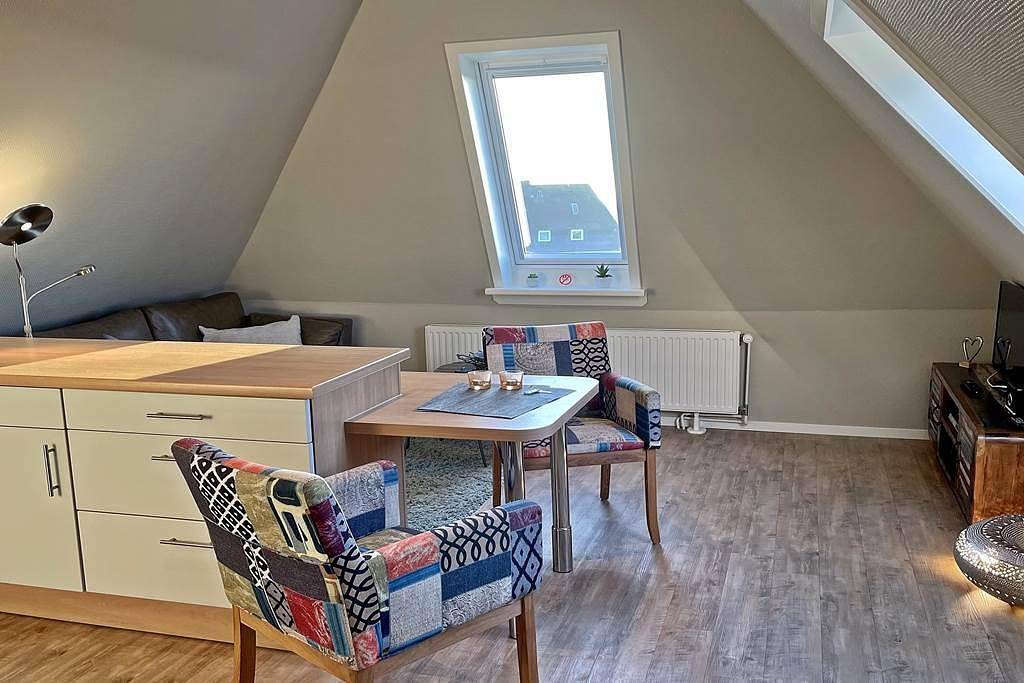 Waage-Hüs 4 Ferienwohnungen mit Meerblick in Hörnum, Sylt