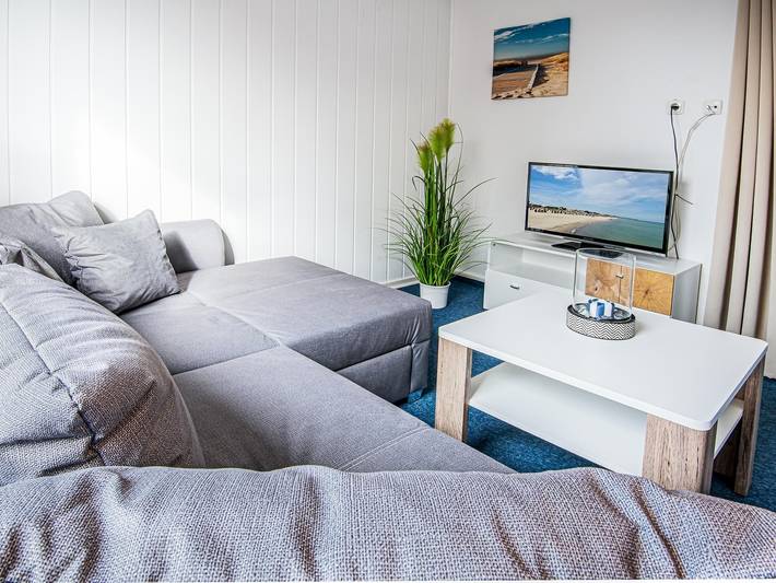 Ferienwohnung für 2 Personen, mit Garten und Balkon, kinderfreundlich in Dahme