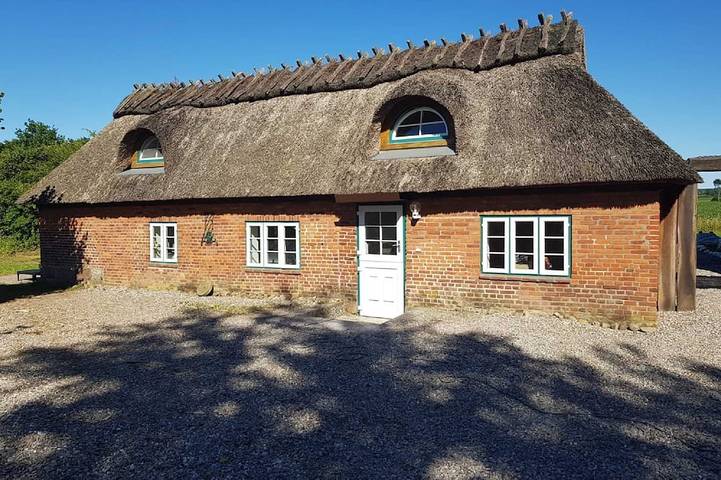 Cottage für 4 Personen, mit Terrasse und Garten in Dollerup