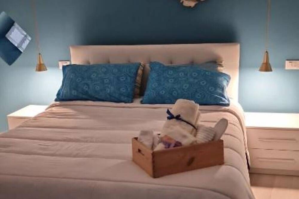 Household in Palermo, Provincia de Palermo