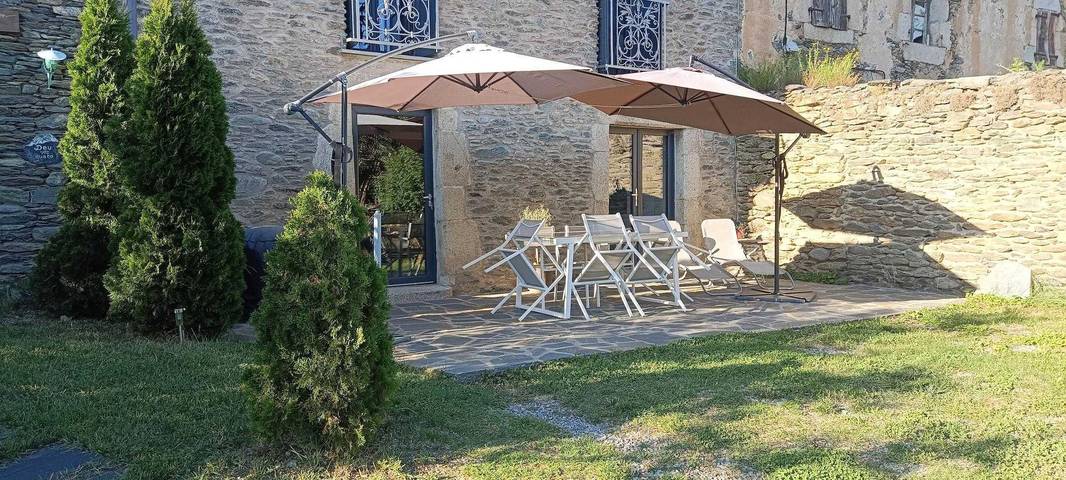 Casa de huéspedes para 6 personas, con Terraza y Jardín en Llivia - 2