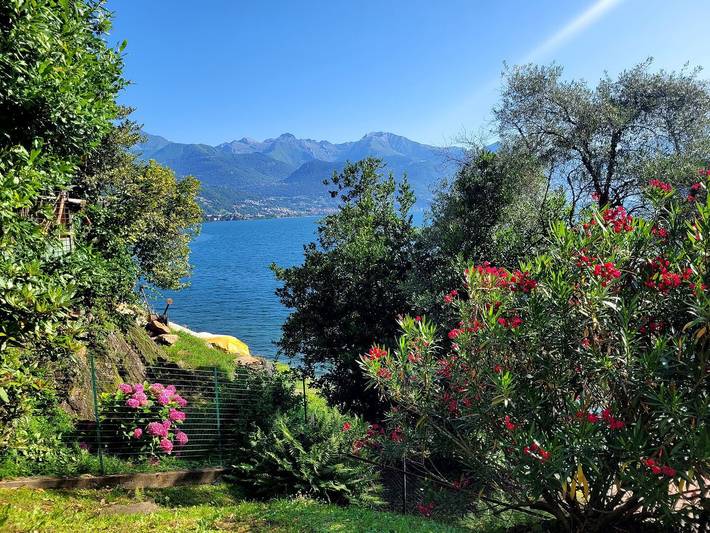 Ferienhaus für 4 Personen, mit Balkon und Terrasse sowie Garten und Seeblick in Calozzo, Pianello del Lario