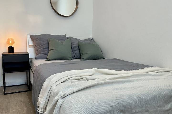 Ganze Wohnung, Fewo Neukirchen mit Balkon in Neukirchen-Vluyn, Kreis Wesel