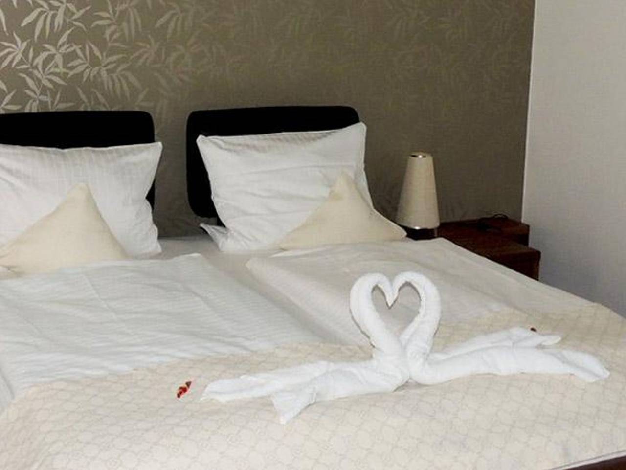 Hotel Binz - Komfort-Doppelzimmer in Bernkastel-Kues, Bernkastel-Kues & Umgebung