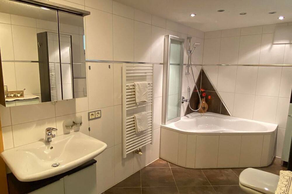 Ganze Wohnung, Ferienwohnung Stöger in Tuxer Alpen, Kolsassberg