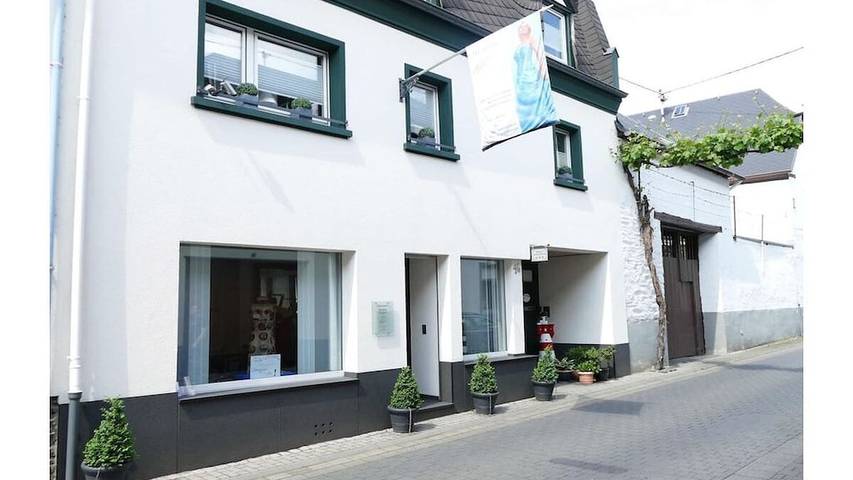 Ferienhaus für 4 Personen, mit Terrasse in Winningen