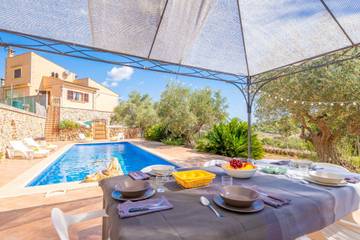 Villa in Costitx, Mallorca Inselmitte für 8 