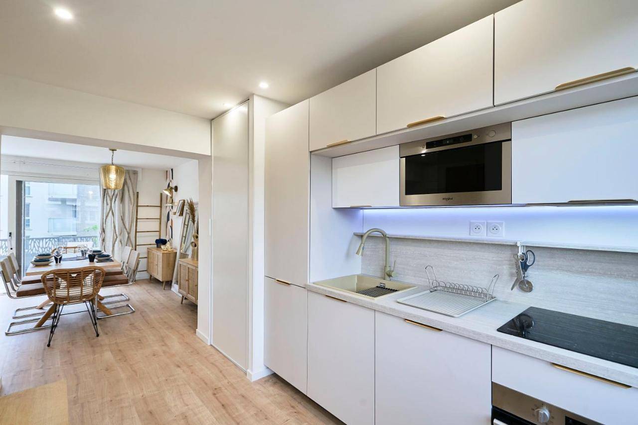 Appartement entier, Two-Bedroom Apartment in Mons-en-Barœul, Région de Lille