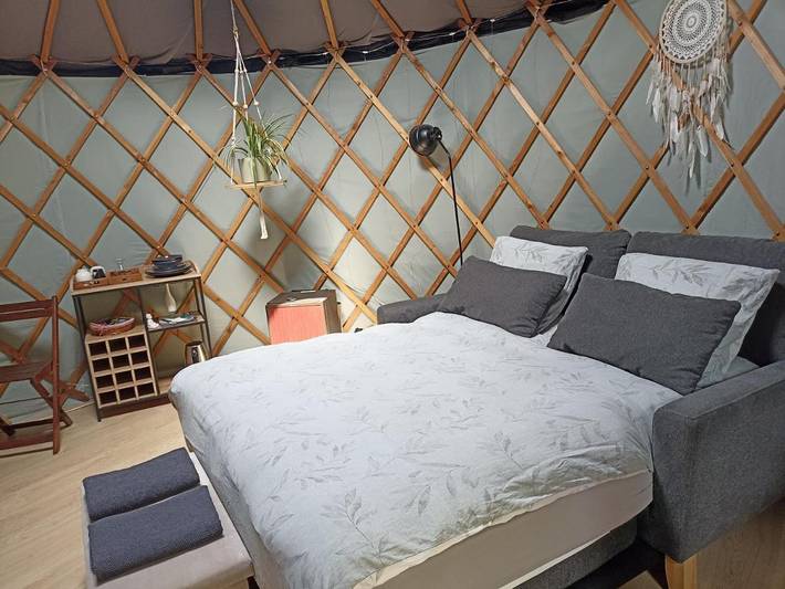 Cottage pour 2 personnes, avec jardin dans Godinne