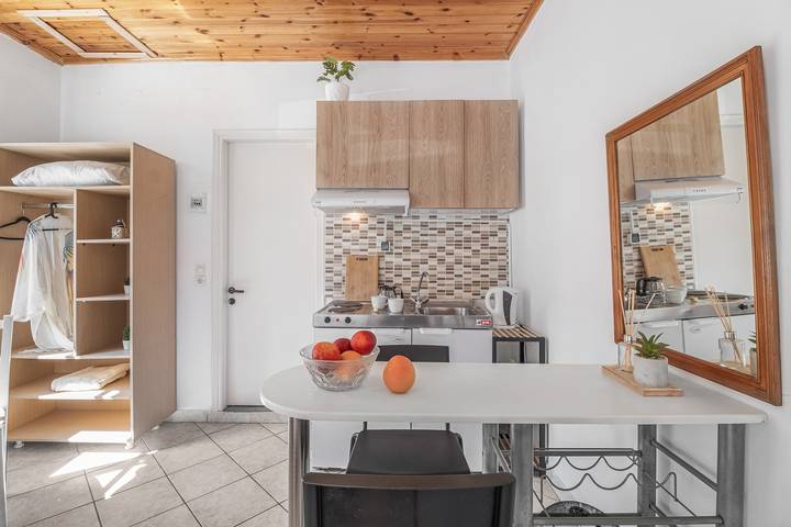 Entire studio, Studio Apartment 'Kerkis Mountain View' with Mountain View, Wi-Fi and Air Conditioning in Drymonas, Greece