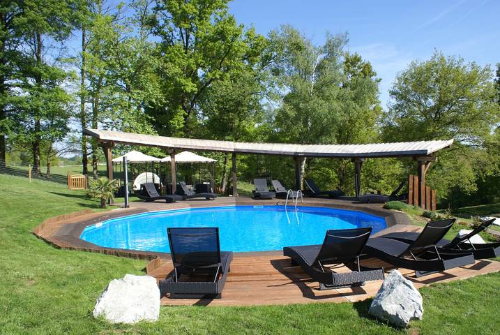 Gîte pour 5 personnes, avec jacuzzi ainsi que piscine et sauna, adapté aux familles à Dompierre-les-Églises - 2