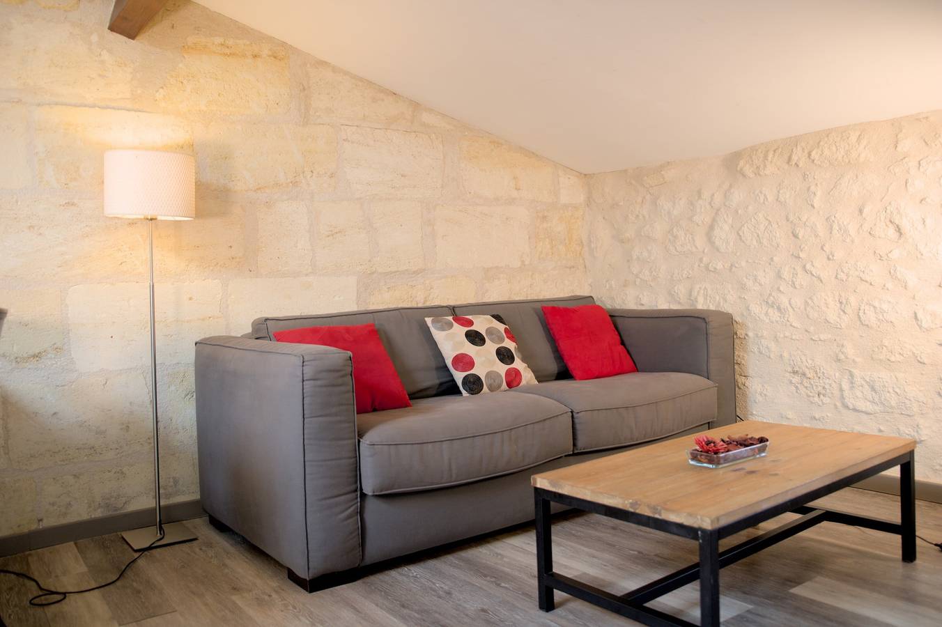Le Loft – Château Le Noble: Modernes Refugium im Herzen des Weinbergs in Saint-Germain-du-Puch, Libourne und Umgebung