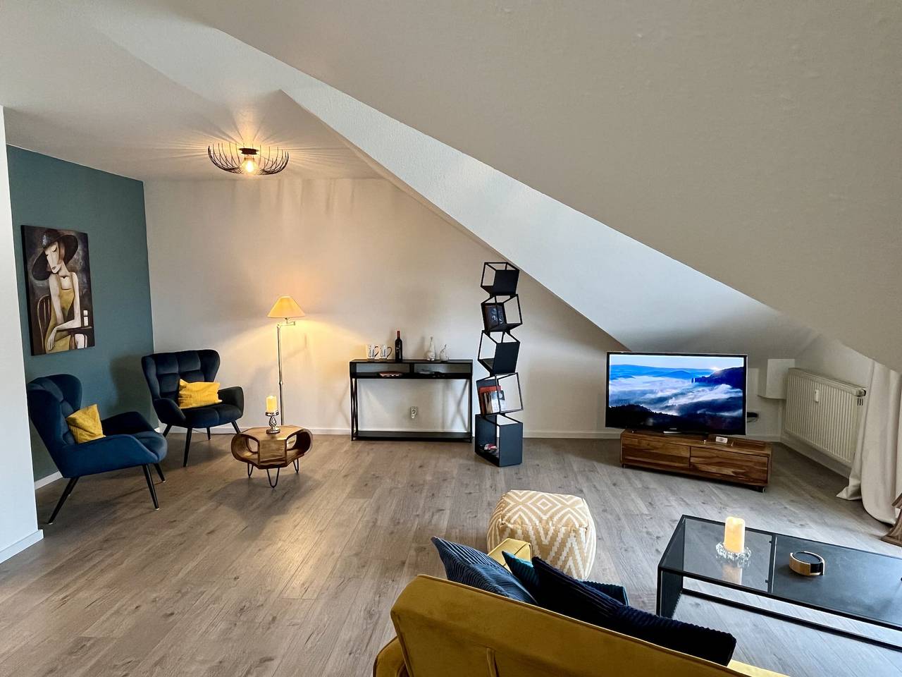 Ganze Wohnung, Ferienwohnung 'An-der-Aschaffaue' mit Balkon und Wi-Fi in Aschaffenburg, Mainviereck