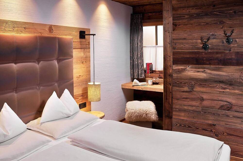 Ganze Wohnung, Chalet für 10-13 Personen (5 Sz, 5 Bäder) - Almdorf Flachau und Promi Alm in Flachau, Ski Amadé