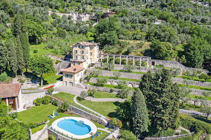 Maison de vacances pour 14 personnes à Gargnano