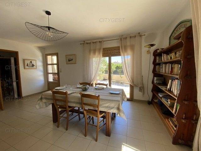 Chalet para 10 personas con balcón/terraza in Le Barcarès, Côte d'Améthyste