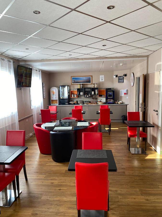 L'Hôtel du Marais Romilly Centre in Romilly-sur-Seine, Aube