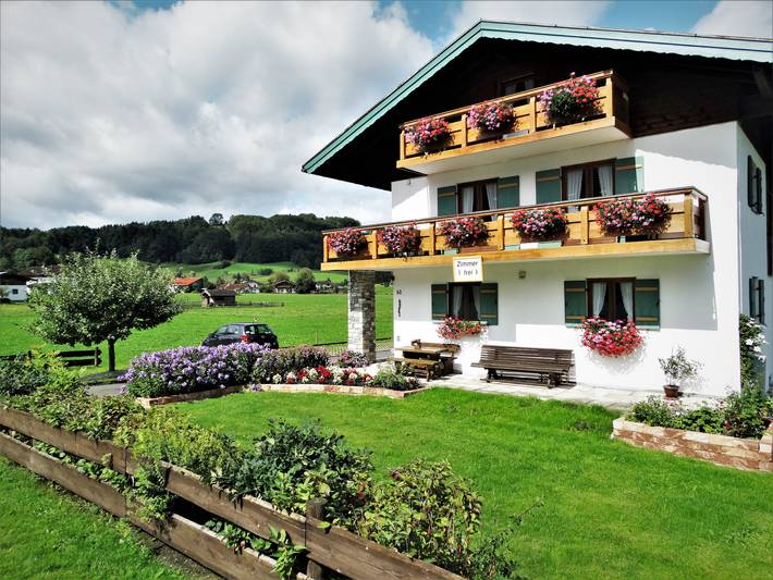 Pension, avec Balcon et Jardin à Inzell
