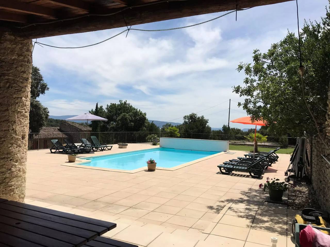 Apartamento entero, 4 estancias 4 Personas in Saumane-de-Vaucluse, Vaucluse