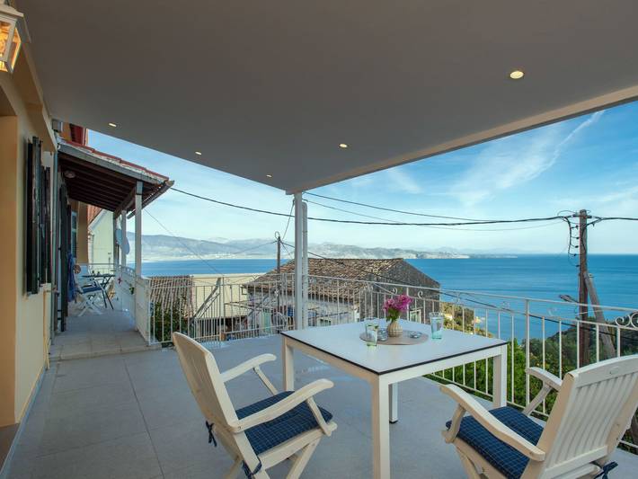 Holiday rental for 3 people, with terrace in Kalami