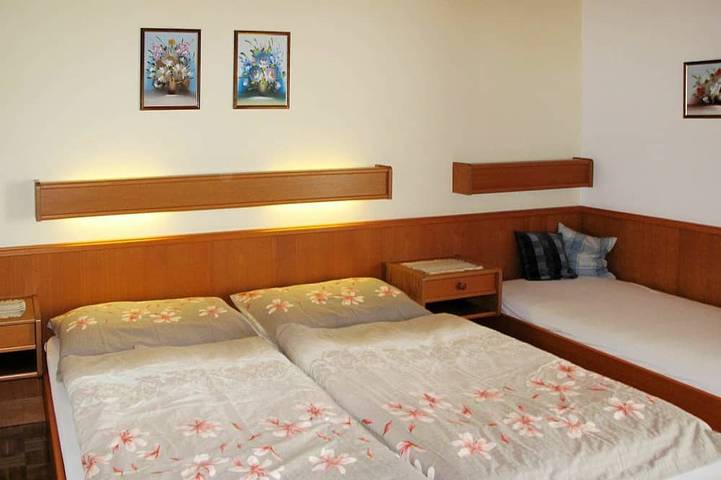 Villa für 4 Personen, mit Garten am Attersee - 2