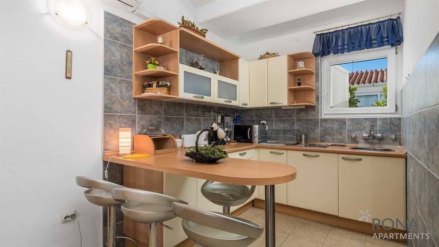 Ferienwohnung für 4 Personen, mit Balkon/Terrasse und Terrasse, mit Haustier auf Pag - 2
