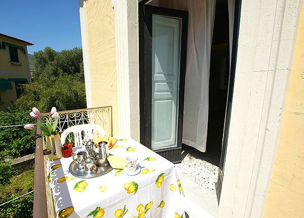 Entire holiday apartment, Villa Pomarico - Apt. Emanuela in Marina di Camerota, Camerota