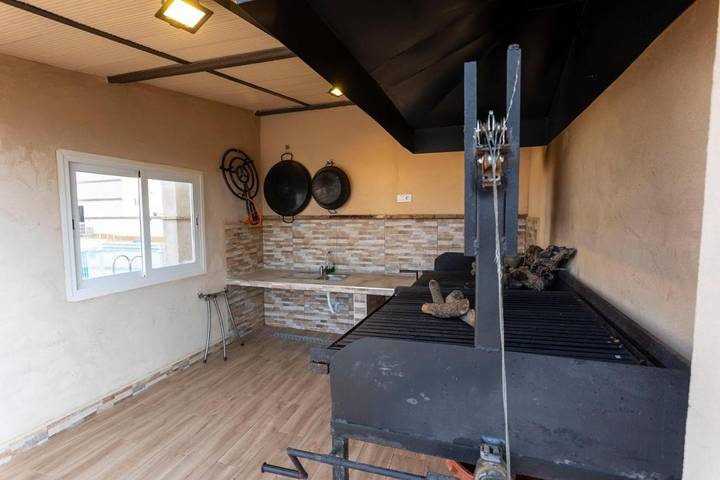 Chalet para 26 personas, con piscina y jardín en Montes de Toledo - 4