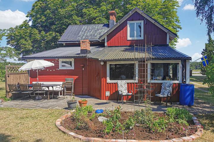 Feriehus for 10 personer, med hage, dyr tillatt - 1