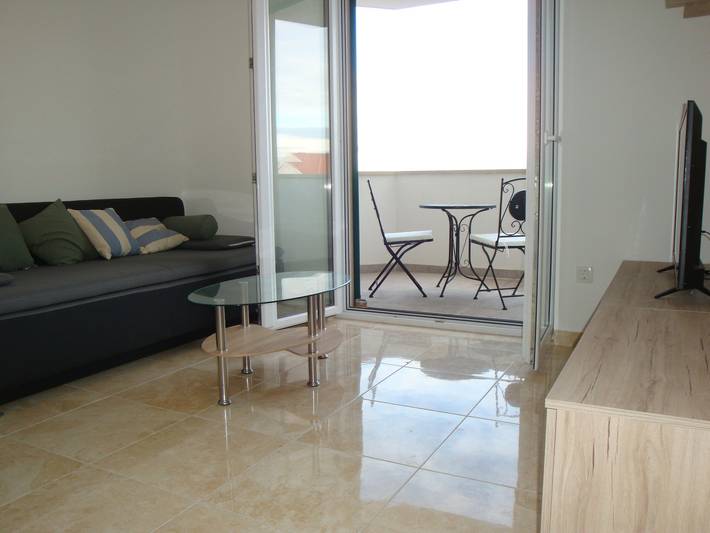 Appartamento intero, Appartamento di due stanze con balcone e vista mare San Pietro di Brazza - Supetar, Brazza - Brač -a in San Pietro di Brazza, Brac
