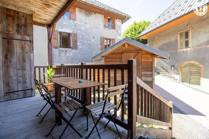 Gite Rossanaz - La Compagnie Du Bourg in Le Châtelard, Région de Chambéry