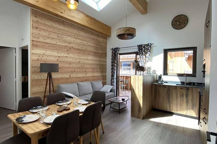 Gîte pour 6 personnes, avec balcon dans Office de Tourisme de Praz sur Arly