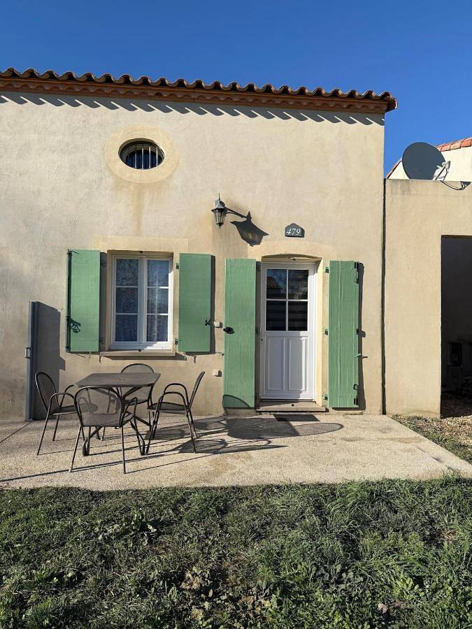 Appartement de vacances pour 4 personnes, avec piscine et terrasse