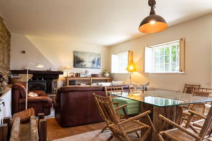 Casa rural para 10 personas, con terraza además de jardín y vistas en Morrazo - 2