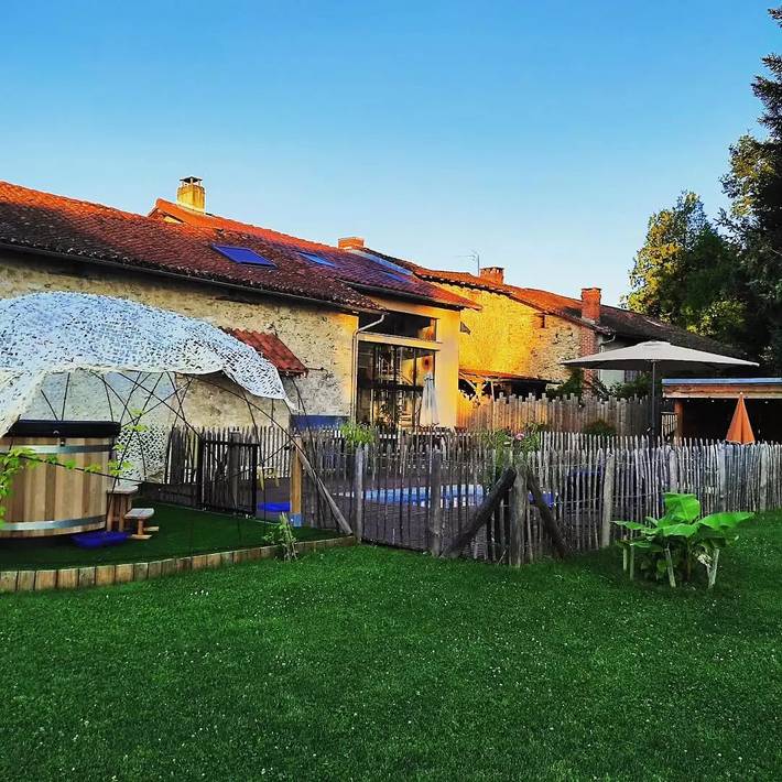 Gîte pour 6 personnes, avec jardin à Saint-Victurnien - 4