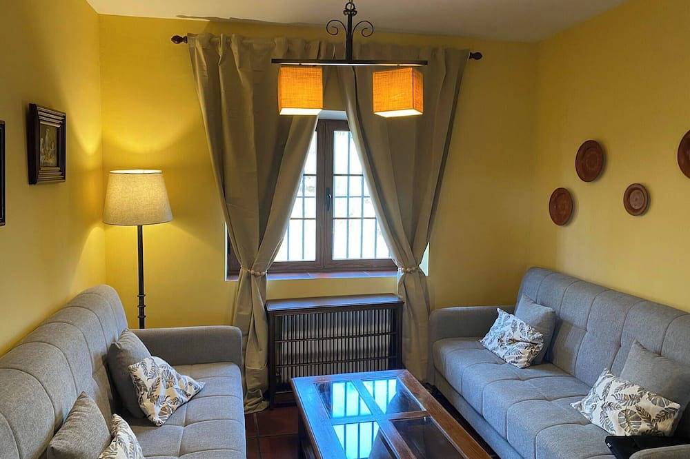Freistehende Villa mit 4 Schlafzimmern und Pool in Valencia de Alcántara, Cáceres und Umgebung