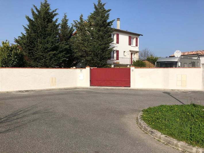 Maison d’hôte pour 3 personnes, avec Balcon et Terrasse ainsi que Jardin et Vue