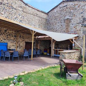 Gîte für 14 Personen in Saint-Genest-de-Contest, Zentralmassiv, Bild 2