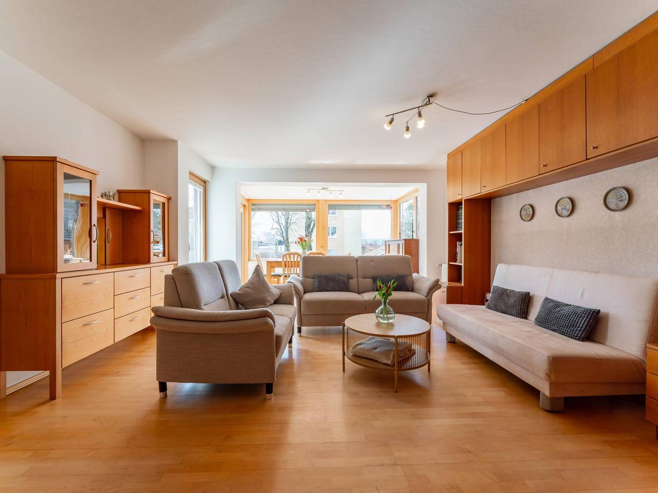 Ganze Wohnung, Geräumige Wohnung mit Wintergarten in Saalfelden, Saalfelden am Steinernen Meer