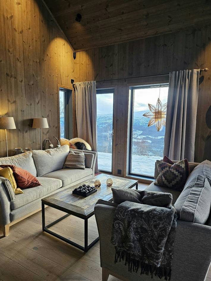 Berghütte mit Panoramablick und Whirlpool in Oppdal