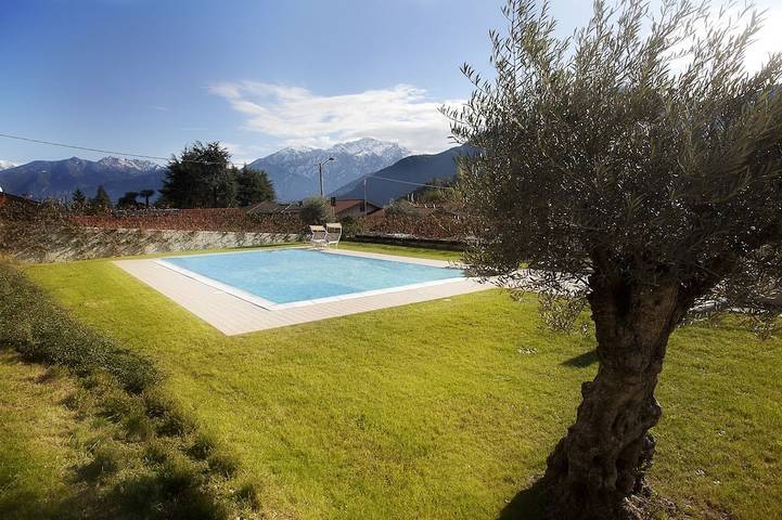 Appartamento per 4 persone, con terrazza e piscina in Lenno (Italia)